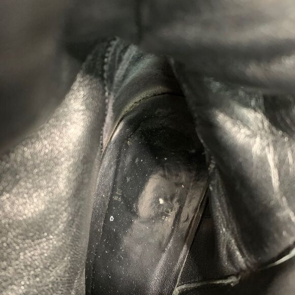 Burberry black quilted boots - Picture 8 of 11